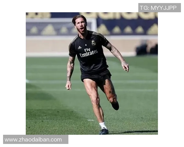 足球明星训练动作全解析助你提升球技与竞技水平