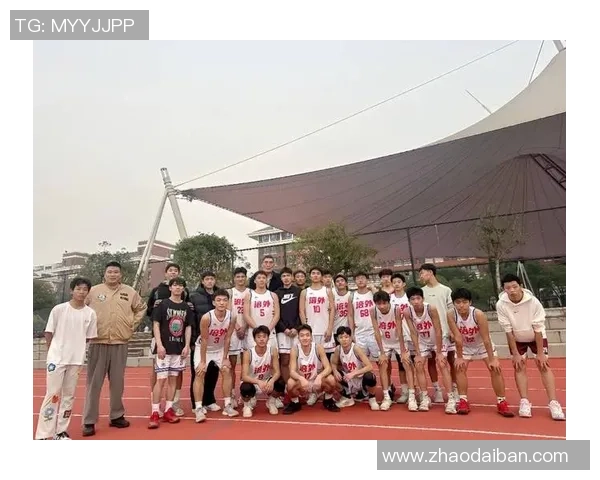 重庆篮球队的拼搏之路：从默默无闻到荣耀巅峰的真实故事